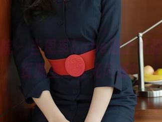 模范学院 - 当恩率babe遇上礼服，高清资源里的星光闪烁！