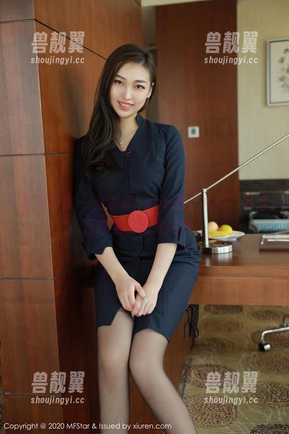 模范学院 - 当恩率babe遇上礼服，高清资源里的星光闪烁！