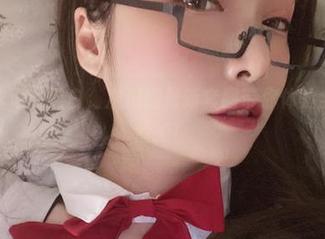才不是普通的黑白，次屁啦最新套图带你体验全新视觉震撼！
