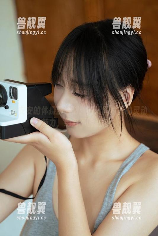 浅安安的体操服时刻：高清图片里的灵动魅力，绝对不能错过！