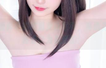神乐坂真冬的熊猫女仆写真，高清到让我差点以为是活的！