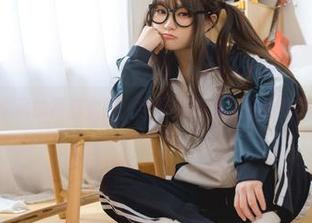 神沢永莉的高清套图，学妹的魅力就在这些细节里