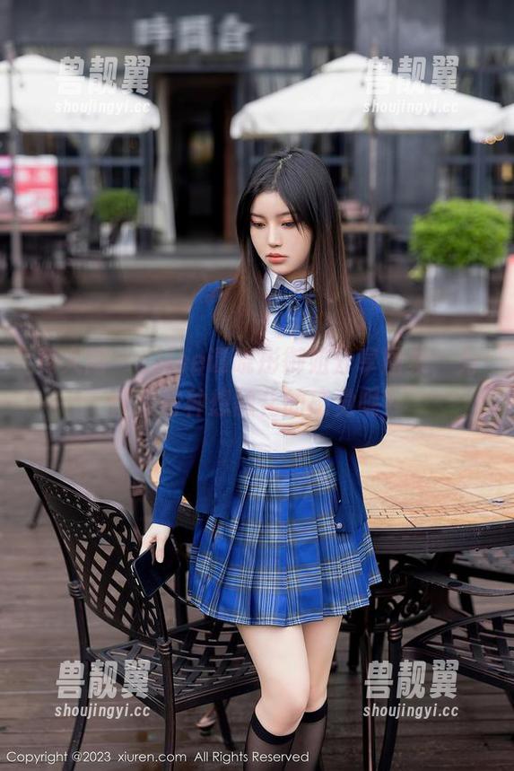 秀人网-Elise谭晓彤 秀人网 - Elise谭晓彤御姐分享图集,为什么有种想融化的感觉呢?