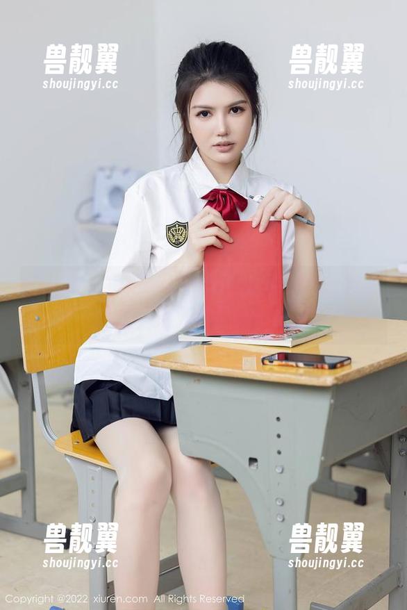 秀人网-LindaLinda 秀人网 - LindaLinda的透明心思:更新就在这里,潜入作品集一探究竟!