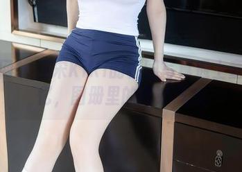 秀人网 - 当宋KiKi的校园写真遇上童年回忆，图册里的微妙气息