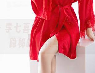 秀人网 - 李七喜在镂空中舞动，分享那些隐秘的优雅与自在！