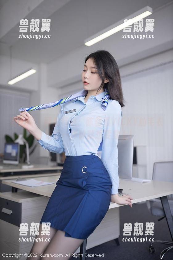 秀人网-陈雅漫VICKY 秀人网 - 网盘特供:陈雅漫VICKY的毛衣,让你一秒钟就想要穿上!
