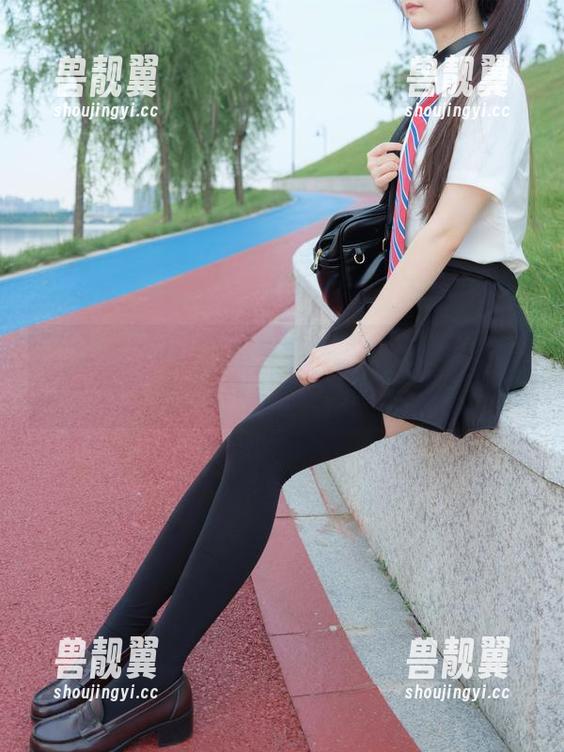 紧急企划-奶昔 紧急企划 - 这就是奶昔的比基尼作品?我不敢相信我的眼睛!