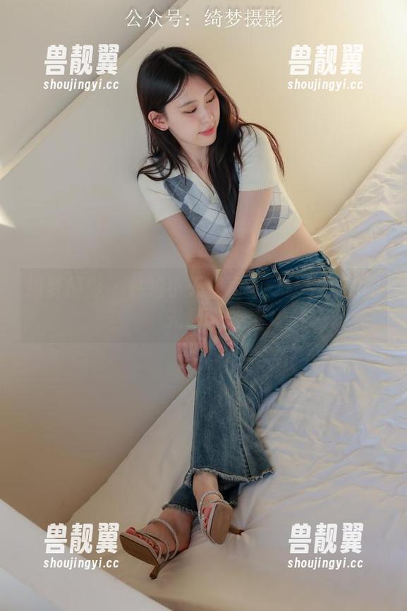 绮梦摄影 - 私拍小天使章章：让夏天的阳光都害羞