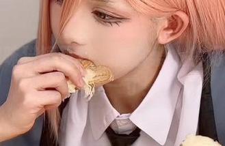 精选腥味猫罐写真：你会爱上禁闭者嘟嘟的每一寸！