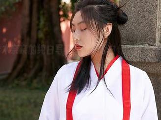 蜜桃社 - 看木奈奈的纯白写真，我才明白什么叫‘无圣光，纯粹出奇’！