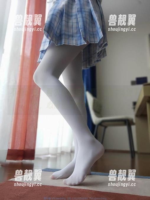 西尔酱 不看可惜:西尔酱校园写真,图片随便下载,心情自然而然好起来!