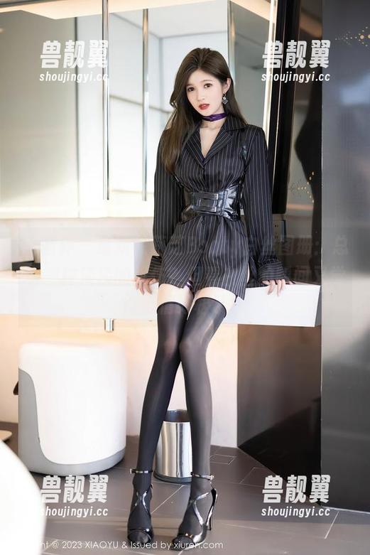 语画界 - 最新徐莉芝Booty白丝图册：总有一种淡淡的忧伤？但看白丝的瞬间又觉得心情好极了！
