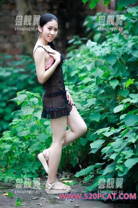 轰趴猫 - 美图时间：当苏小暖的套装遇上我的目光，尴尬是无法避免的！