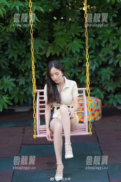 微密圈 - “辣妈女神”的“比基尼”作品合集，让你不禁怀疑：我这身材为何大气不敢再露