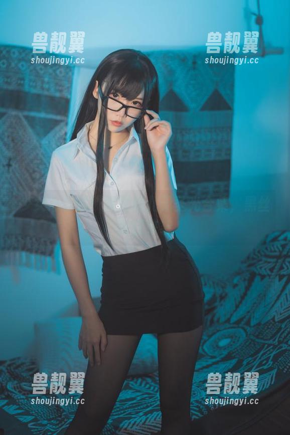 面饼仙儿 少女心炸裂!面饼仙儿无圣光合集,黑丝浴缸来袭