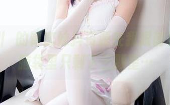 当香川澪的臀恋妹抖资源在我眼前晃悠，脑袋里只剩下三颗星…