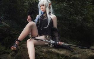 高清麻花麻花酱，感觉白衬衫姐姐身上的每一个细节都在诉说故事！