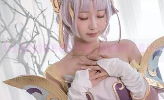 黑川：年上彼女的紫色毛衣写真，高清提醒了我什么是美！